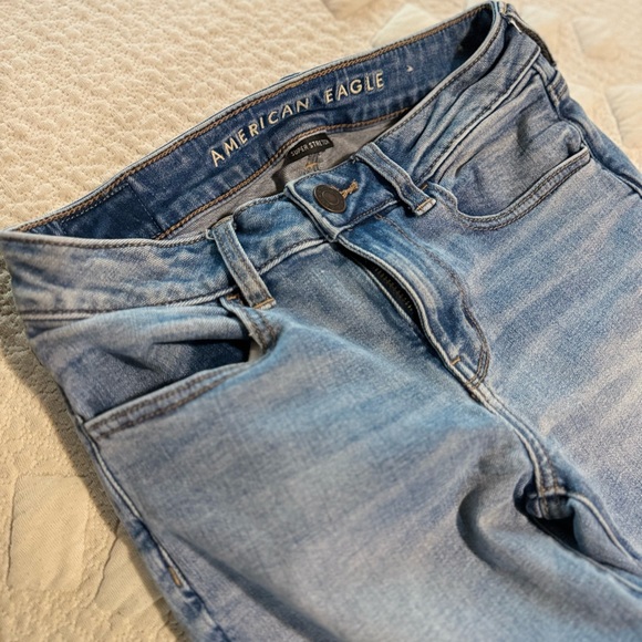 American Eagle Distressed Skinny Jeans - Picture 3 of 4